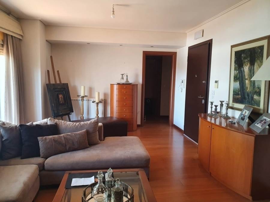(For Sale) Residential Floor Apartment || Athens North/Nea Erithraia - 120 Sq.m, 3 Bedrooms, 400.000€ 